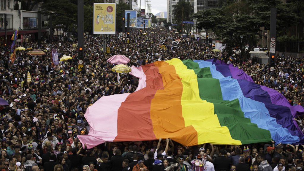 Pride-Parade unter Druck