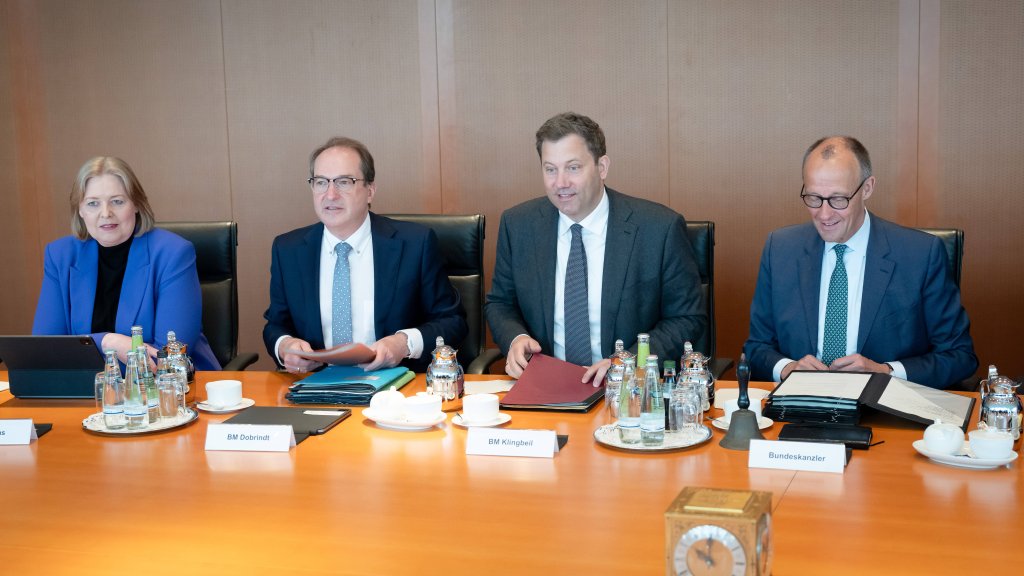 Deutliche Kritik an Bundesregierung