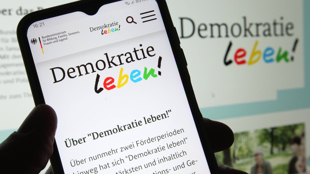 Neue Förderchancen für LGBTIQ+