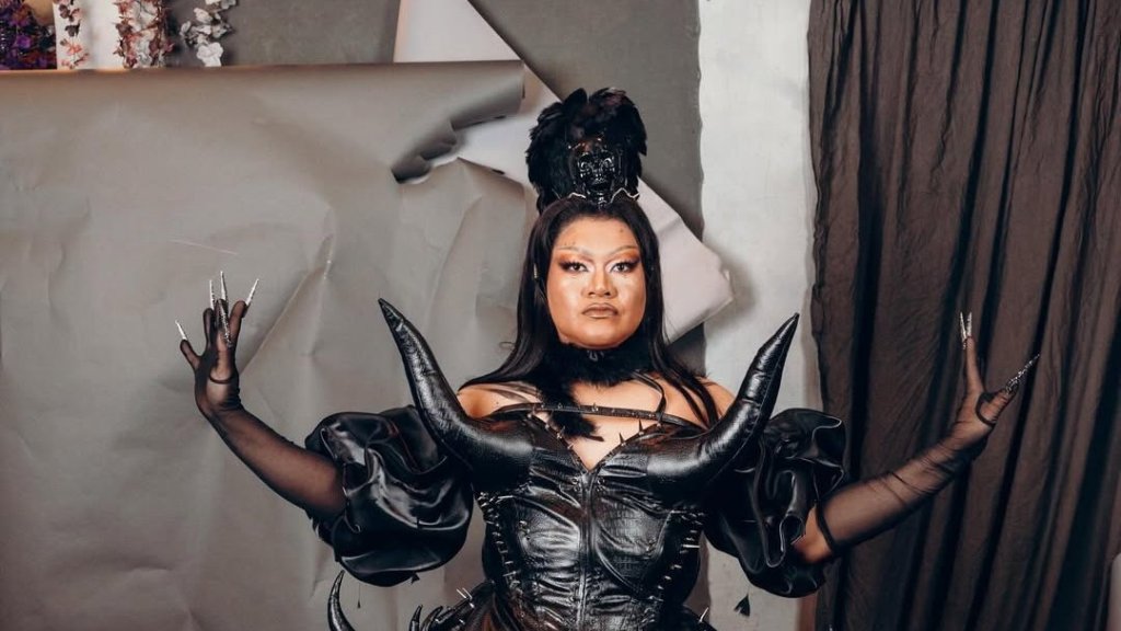 Dragqueen in Gewahrsam