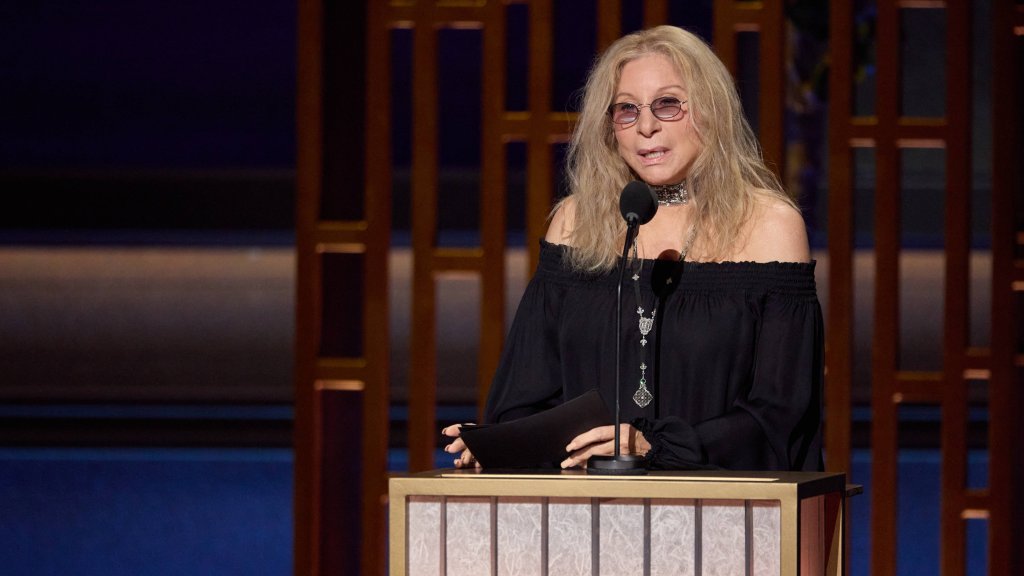 Streisand greift Trump an