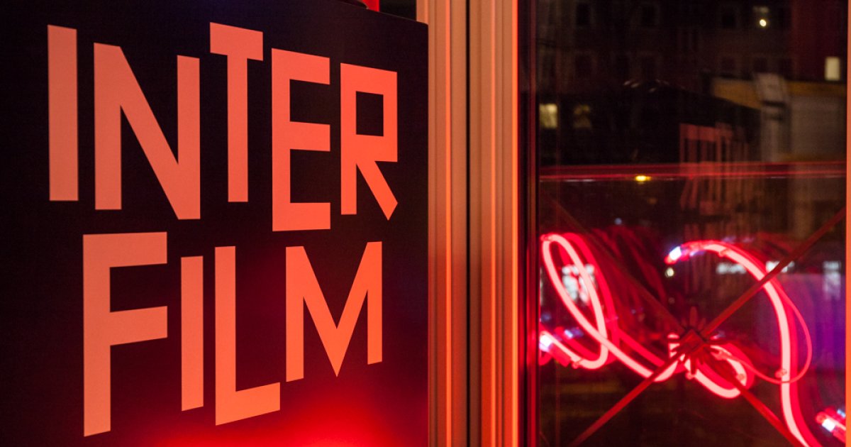 INTERFILM-Berlin-2025-Auf-die-Pl-tze-fertig-Film-