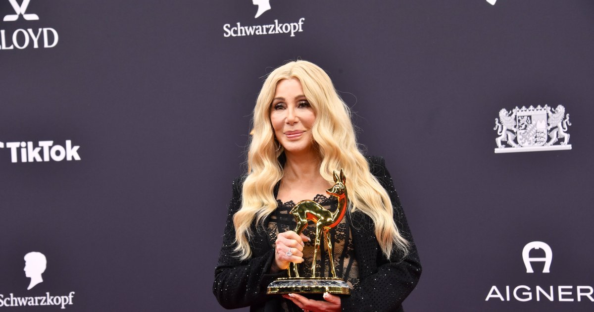 Serie-ber-Popikone-geplant-Queere-Biografie-Netflix-in-Verhandlungen-um-Cher-Doku