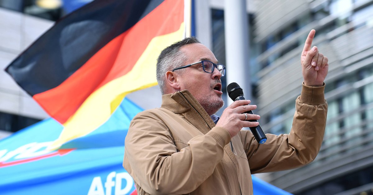Kirche-verteidigt-Pfarrerin-AfD-fordert-Entlassung-nach-polyamor-ser-Segnung