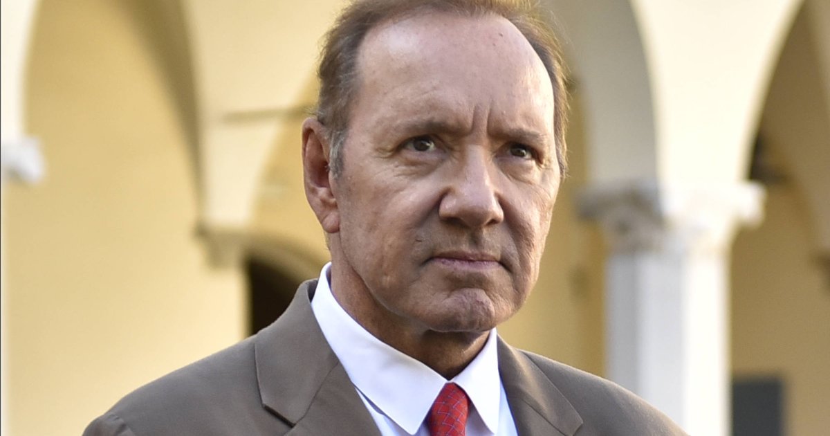 Filmwelt-meidet-Ex-Star-Kevin-Spacey-nach-Missbrauchsvorw-rfen-ohne-Zuhause