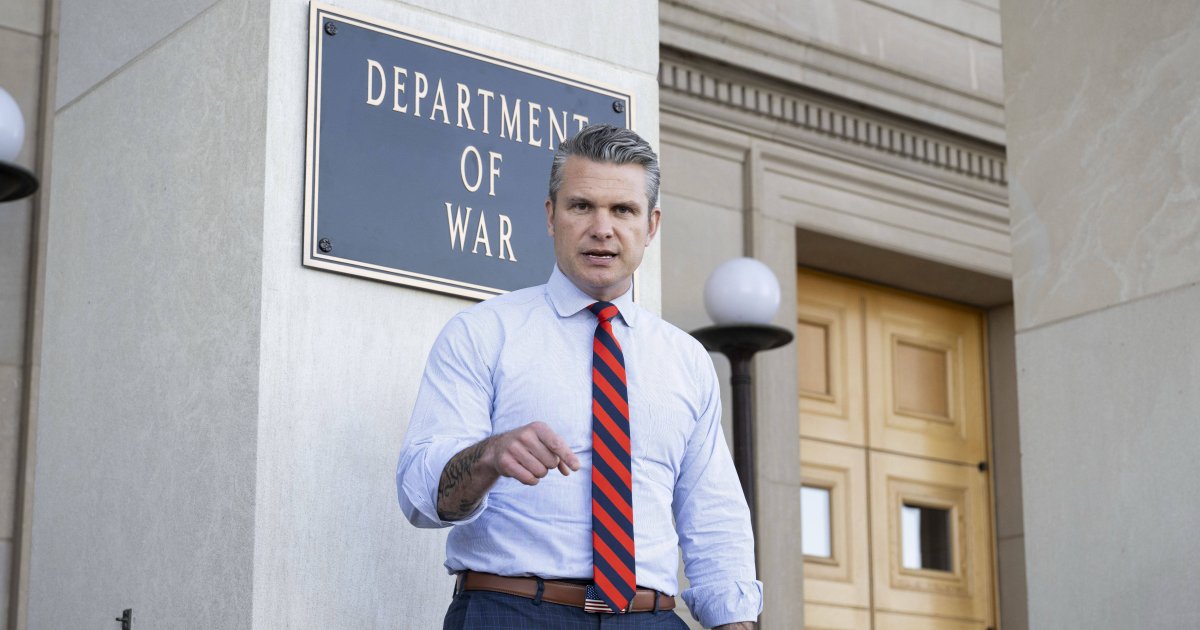 Homoerotik-bei-Pete-Hegseth-Mit-seinen-Missionspl-nen-sorgt-der-Kriegsminister-f-r-Lacher