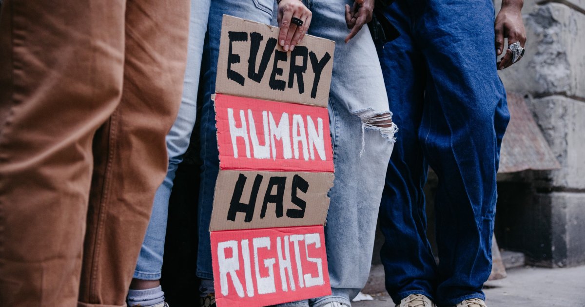 Welttag-der-Menschenrechte-Wie-steht-es-um-die-Rechte-der-Community-