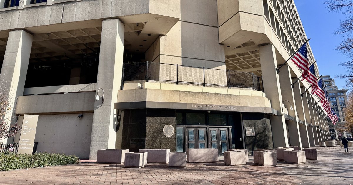 Klage-gegen-das-FBI-Warum-wurde-ein-langj-hriger-schwuler-Mitarbeiter-gek-ndigt-