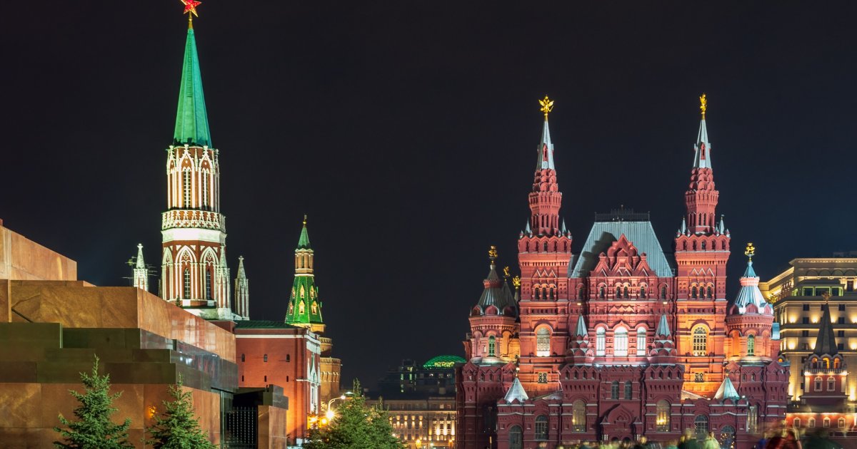 Gezielte-Suche-nach-LGBTIQ-Schwer-bewaffnet-Polizei-st-rmt-Moskauer-Club-VIBE