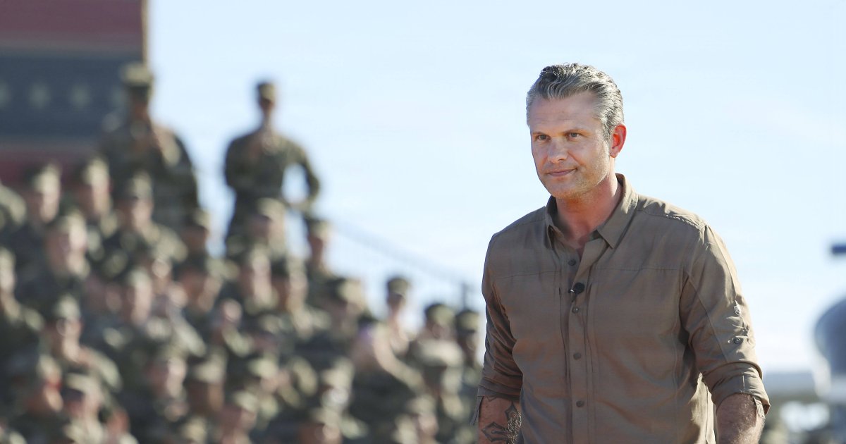 Abkehr-von-Diversit-tspolitik-US-Verteidigungsminister-attackiert-queere-Menschen