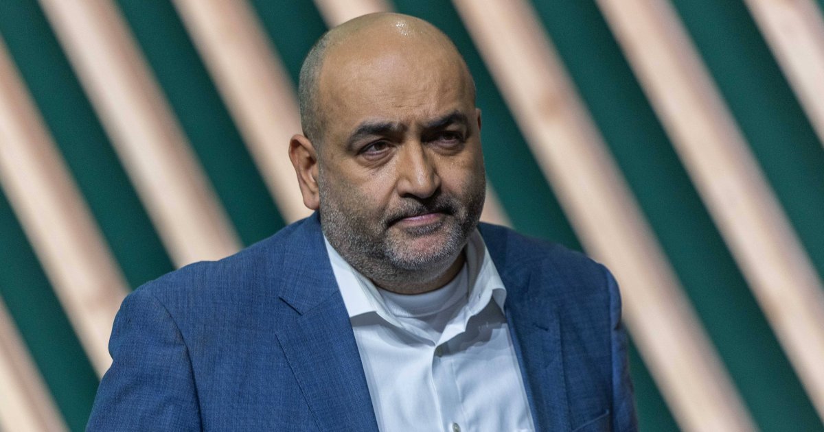 Nouripour-kritisiert-FIFA-Die-Mullahs-m-ssten-Fu-ballspiel-mit-LGBTIQ-aushalten