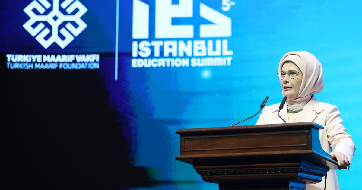 Hetze-von-Emine-Erdo-an-Pr-sidentengattin-verurteilt-queere-Menschen-bei-Kinderkonferenz