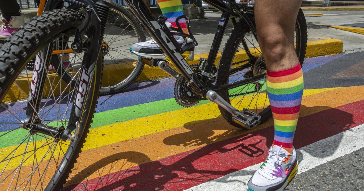 Besondere-US-Radtour-Aktion-in-Kalifornien-will-queere-Projekte-st-rken