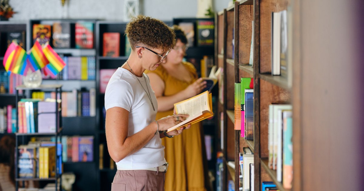 Bibliotheksvorstand-gefeuert-Ein-queeres-Kinderbuch-spaltet-eine-US-Stadt