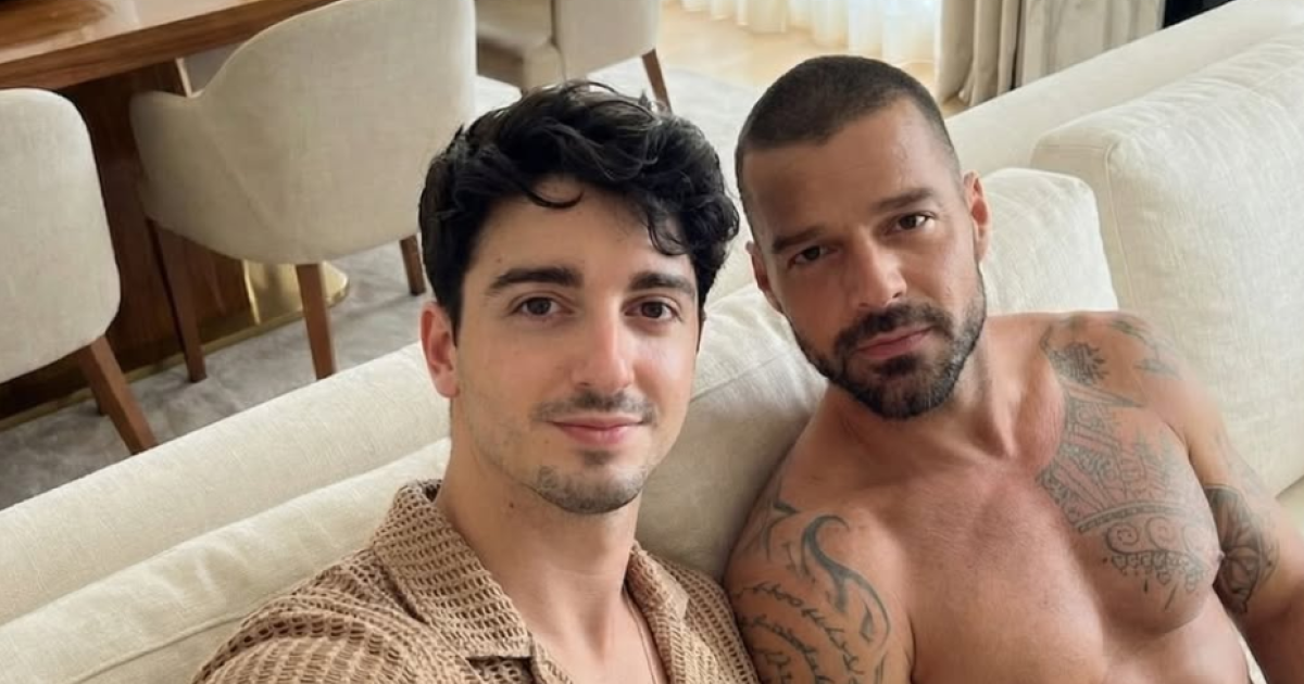 Ricky-Martins-hei-er-Flirt-Auf-der-Couch-mit-Hardcore-Creator-Martin-wurde-Opfer-der-KI