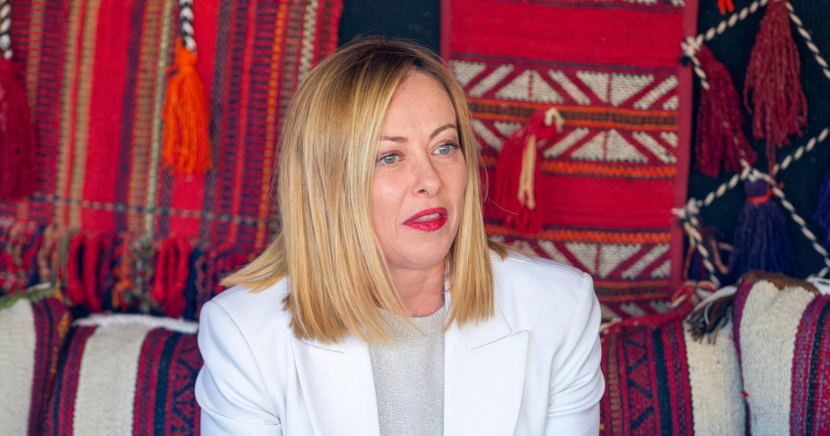 Appell-an-Meloni-Ein-schwuler-Medizinstudent-sitzt-im-Iran-fest