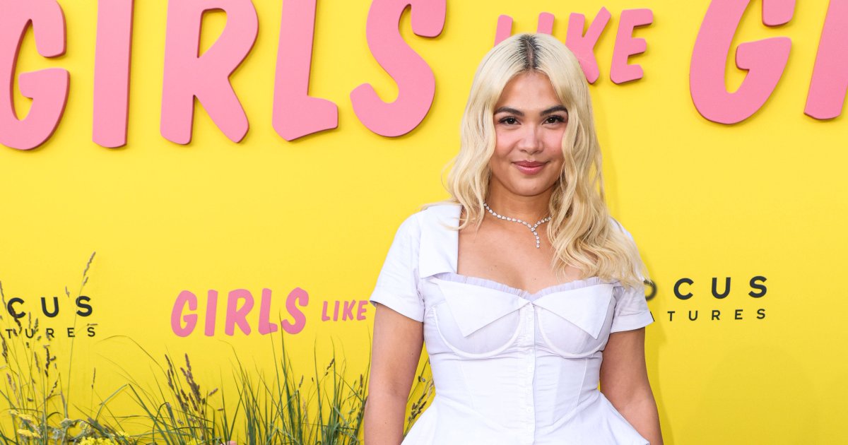 Hayley-Kiyoko-im-Kino-Gro-e-Leinwand-f-r-gro-e-lesbische-Liebesgeschichte