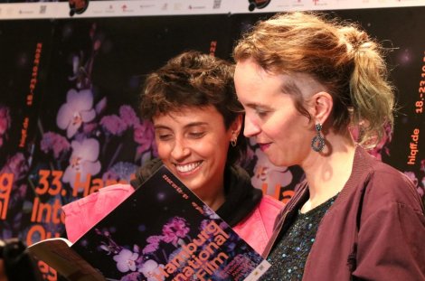 Hanne Homrighausen und Sera Heller, Eröffnung Kampnagel // © Aileen Pinkert