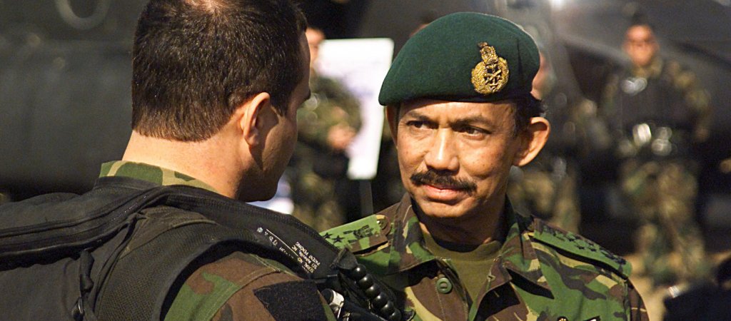 Erster Mann in Brunei angeklagt