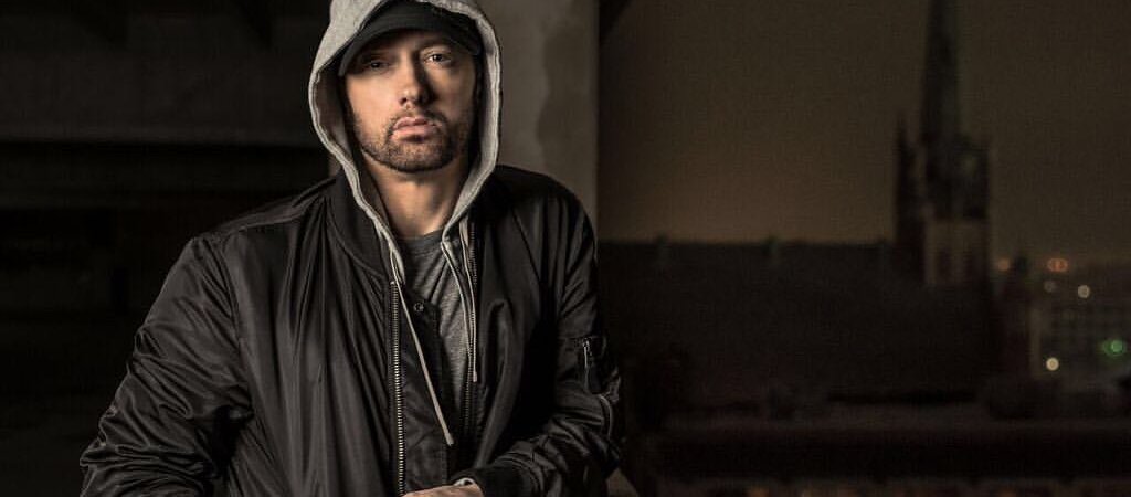 Eminem scherzt mit Grindr-Foto