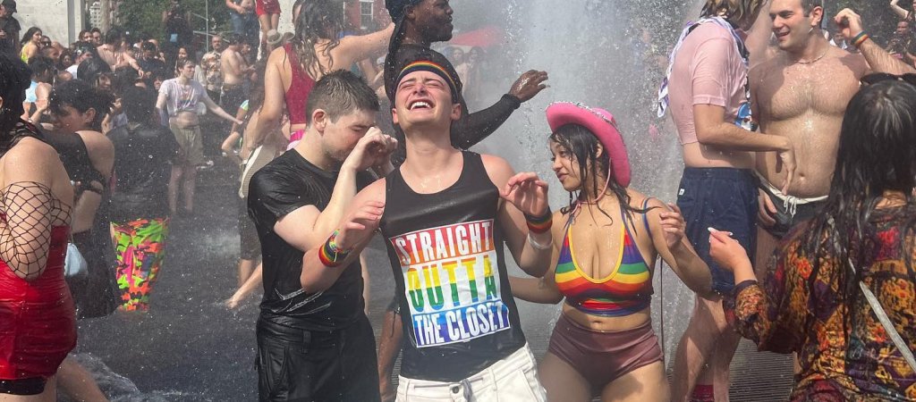 Noah Schnapp und seine Eltern besuchten New York City Pride