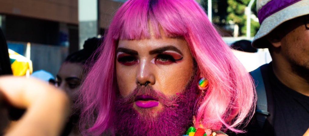 Der Einfluss der Drag-Kultur auf die Mainstream-Unterhaltung