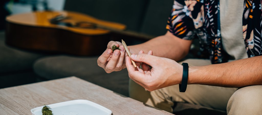 Sanfte Therapie: Wie natürliche Extrakte bei Stress- und Schmerzbewältigung helfen © Sorapop