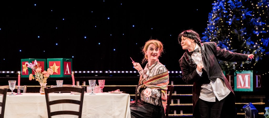 Dinner For One // © Dennis Mundkowski