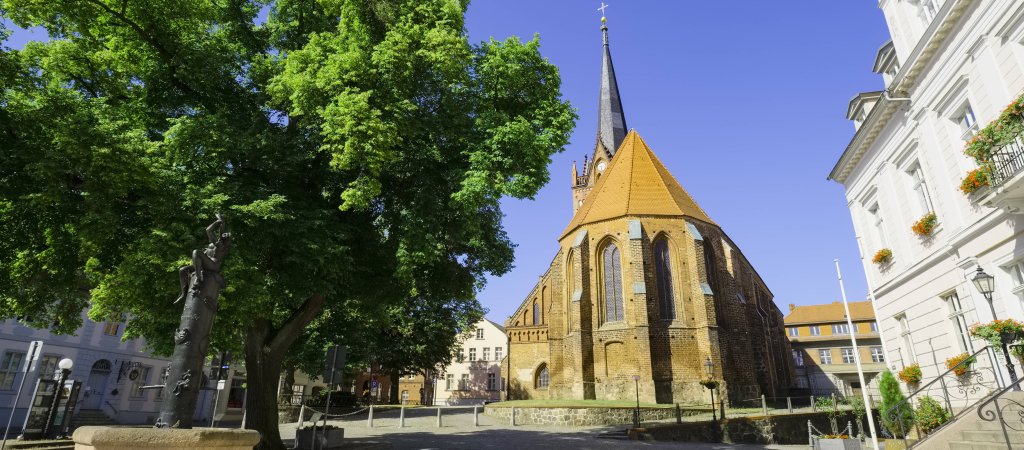 Angriff auf Demokratiefest