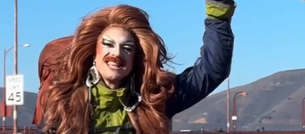 Dragqueen auf Wanderung