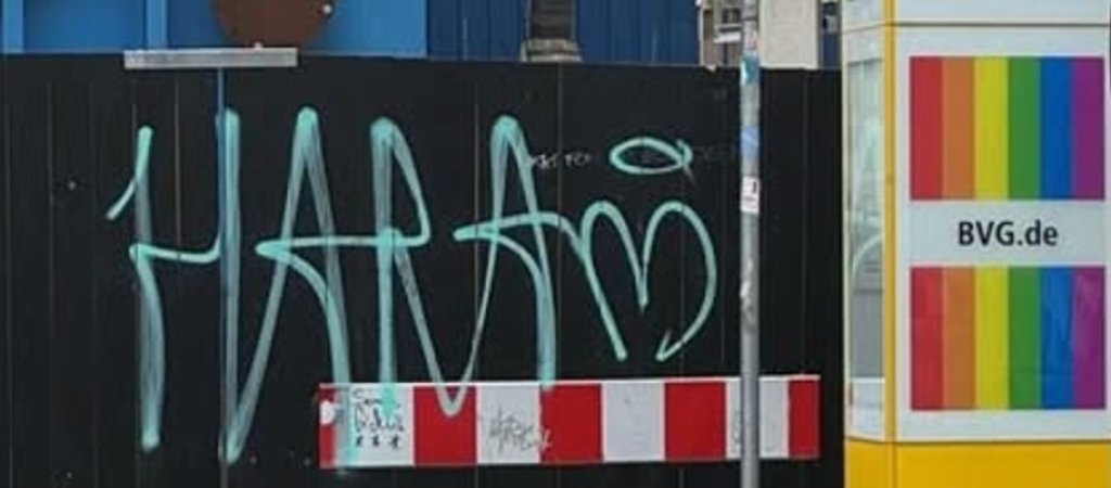 Queerfeindlicher Vandalismus 