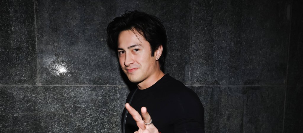 Hudson Williams auf dem Laufsteg