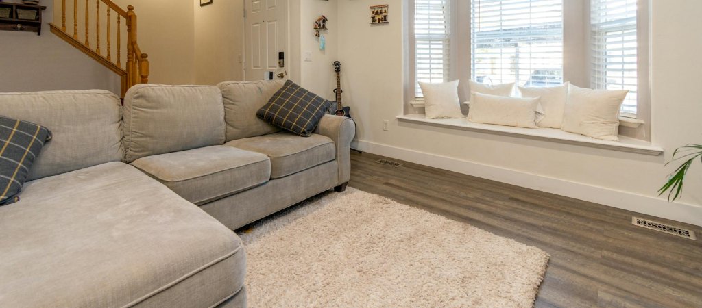  Teppichtrends für 2026: Von gemütlichen neutralen Tönen bis hin zu Outdoor-Wohnzimmern // © pexels.com