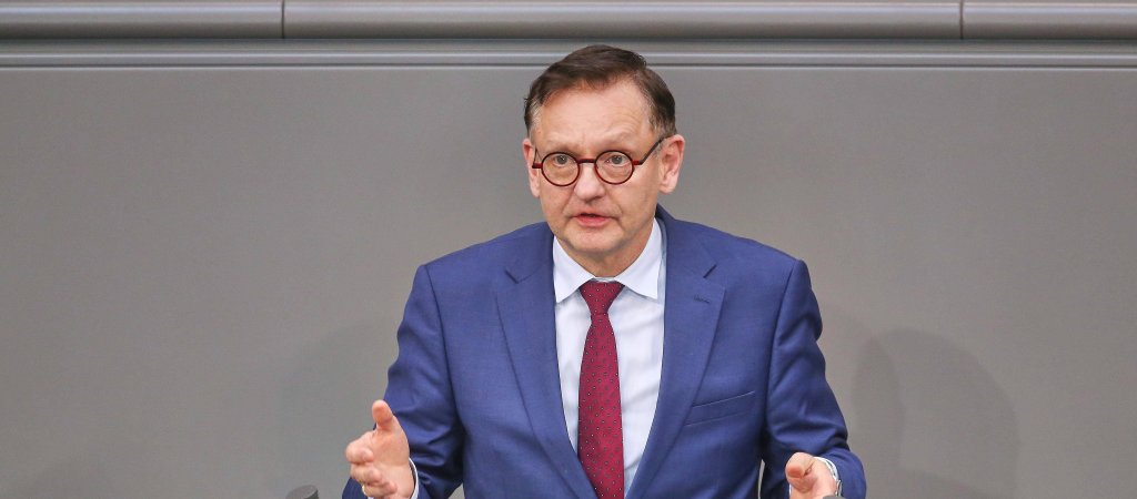 AfD: Beatrix von Storch attackiert Parteikollegen körperlich