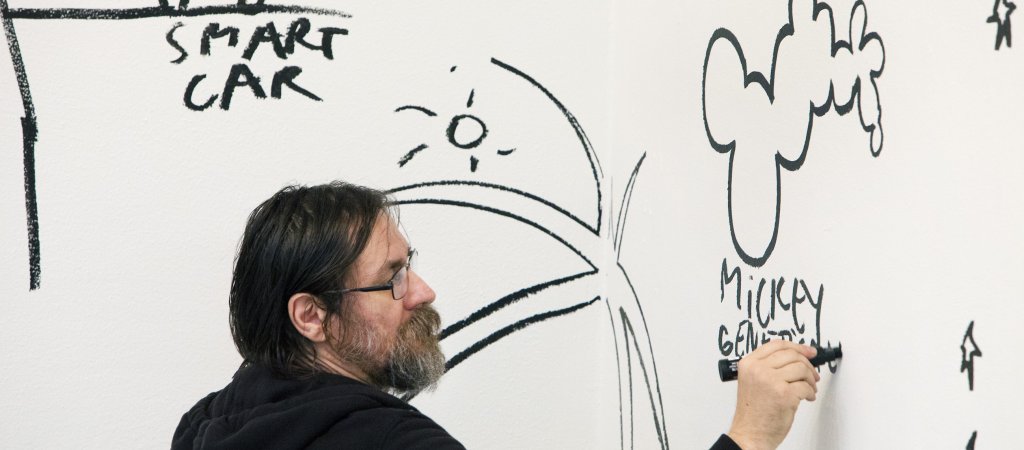 Dan Perjovschi © Pirje Mykkänen