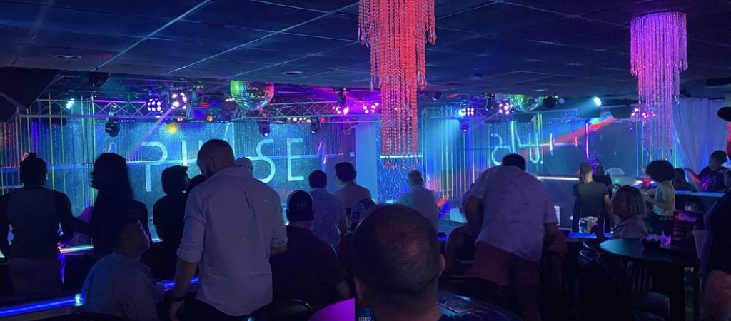 Schießerei vor LGBTIQ+-Nachtclub