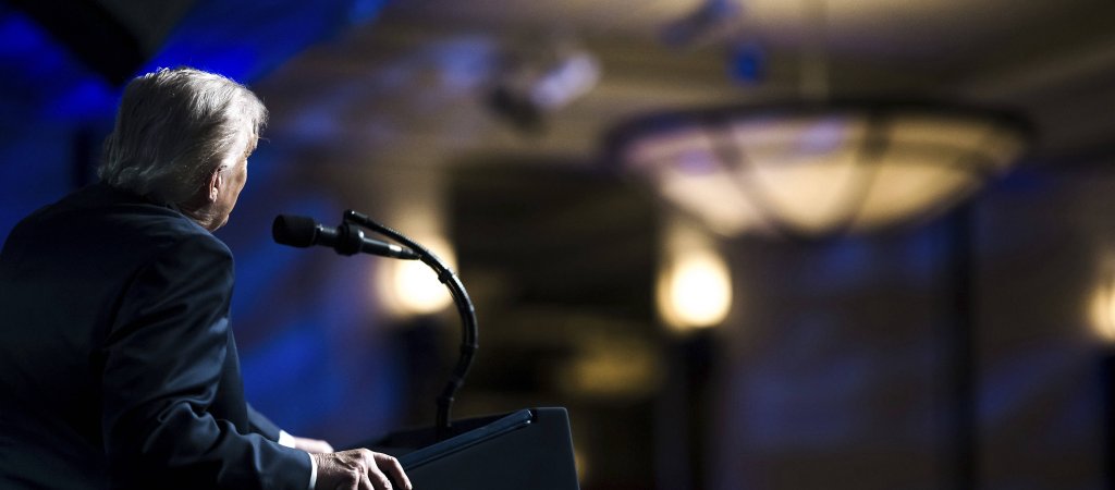 Trump stuft Pro-Trans-Gruppen als Sicherheitsrisiko ein