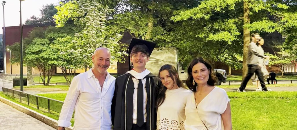 Noah Schnapp schließt Bachelor an Wharton ab