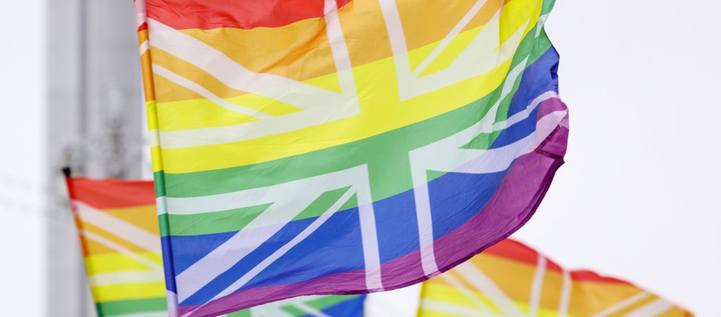UK verschärft Strafen bei LGBTIQ+-Hassdelikten