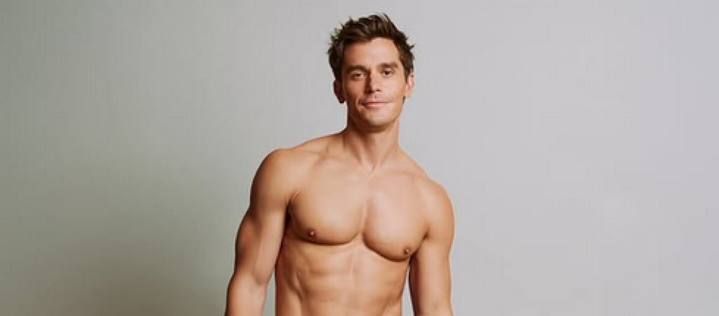 Antoni Porowski auf Weltreise