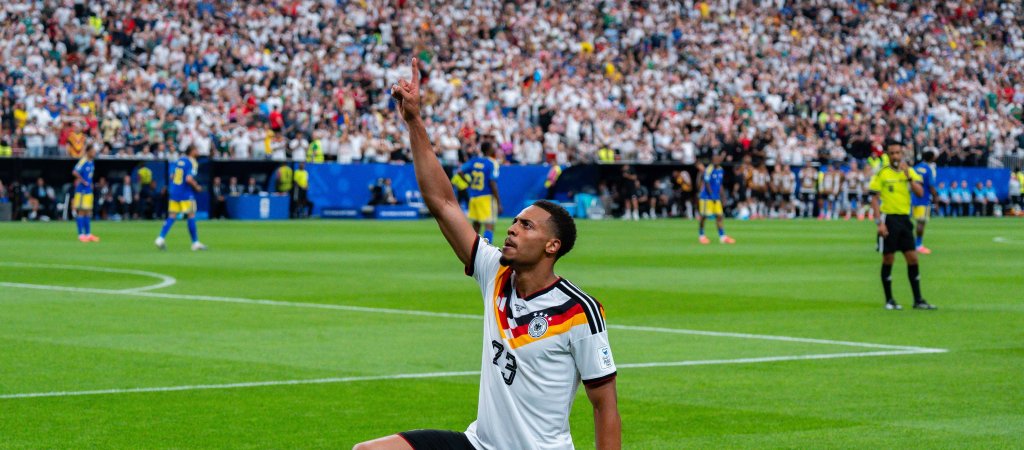 Queer Fussball Fanclubs fordert DFB-Klarstellung zu Nmecha