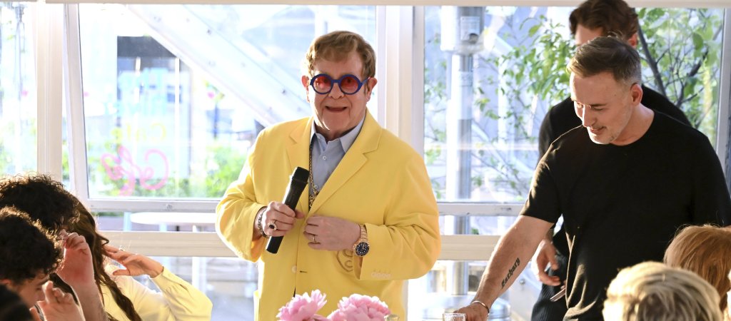 Elton John feiert Abstinenz
