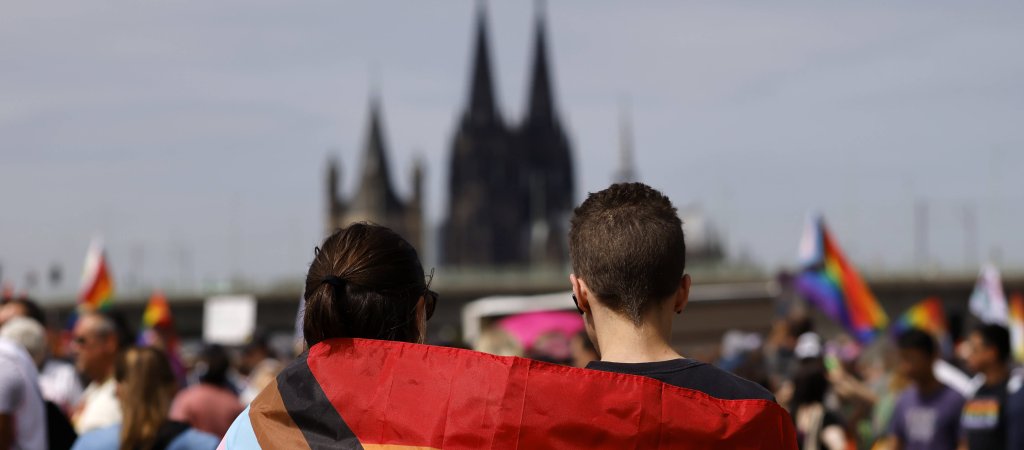 Solidarität nach CSD-Anschlag