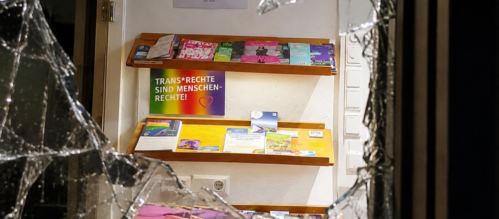 Angriff auf queeres Zentrum