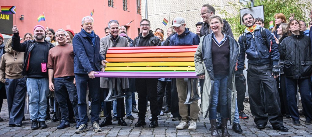 Regenbogenbänke in ganz Berlin