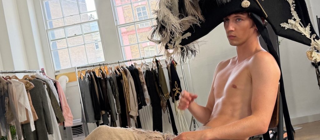 Troye Sivan zeigt Gefühle