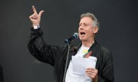 Kritik von Peter Tatchell 