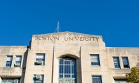Boston University pausiert Entfernung von Pride-Flaggen