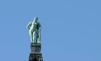 Neue Berichte rücken Herakles’ männliche Liebhaber ins Licht