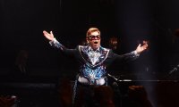 Elton John startet Pride-Podcast mit LGBTIQ+-Ikonen